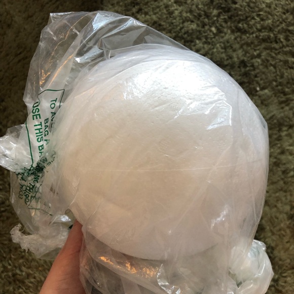 New polystyrene craft ball - Picture 4 of 4